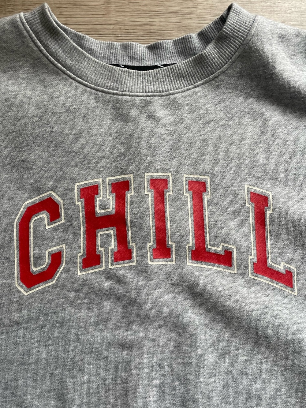 art class | ‘CHILL’ Graphic Crewneck Sweatshirt | Youth M (8-10) - Picture 7 of 13